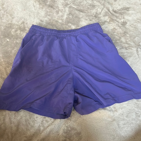lululemon athletica Other - Lululemon men’s pace breaker linerless short in charged indigo
